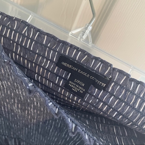 American Eagle off the shoulder Top - Picture 3 of 3